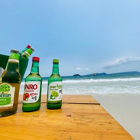 Koh Rong Beach Hostel And Bungalows Kaoh Touch Екстер'єр фото