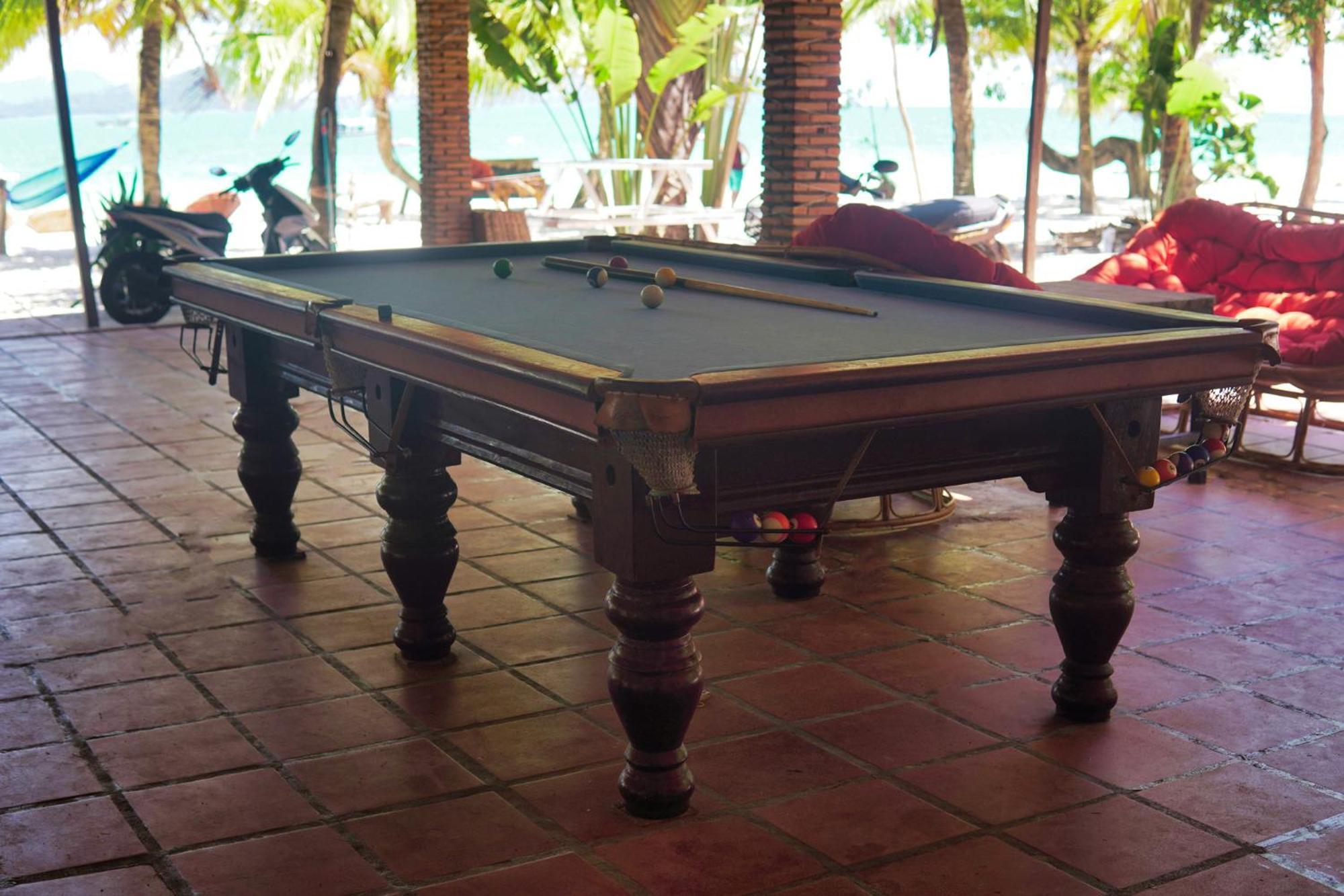 Koh Rong Beach Hostel And Bungalows Kaoh Touch Екстер'єр фото