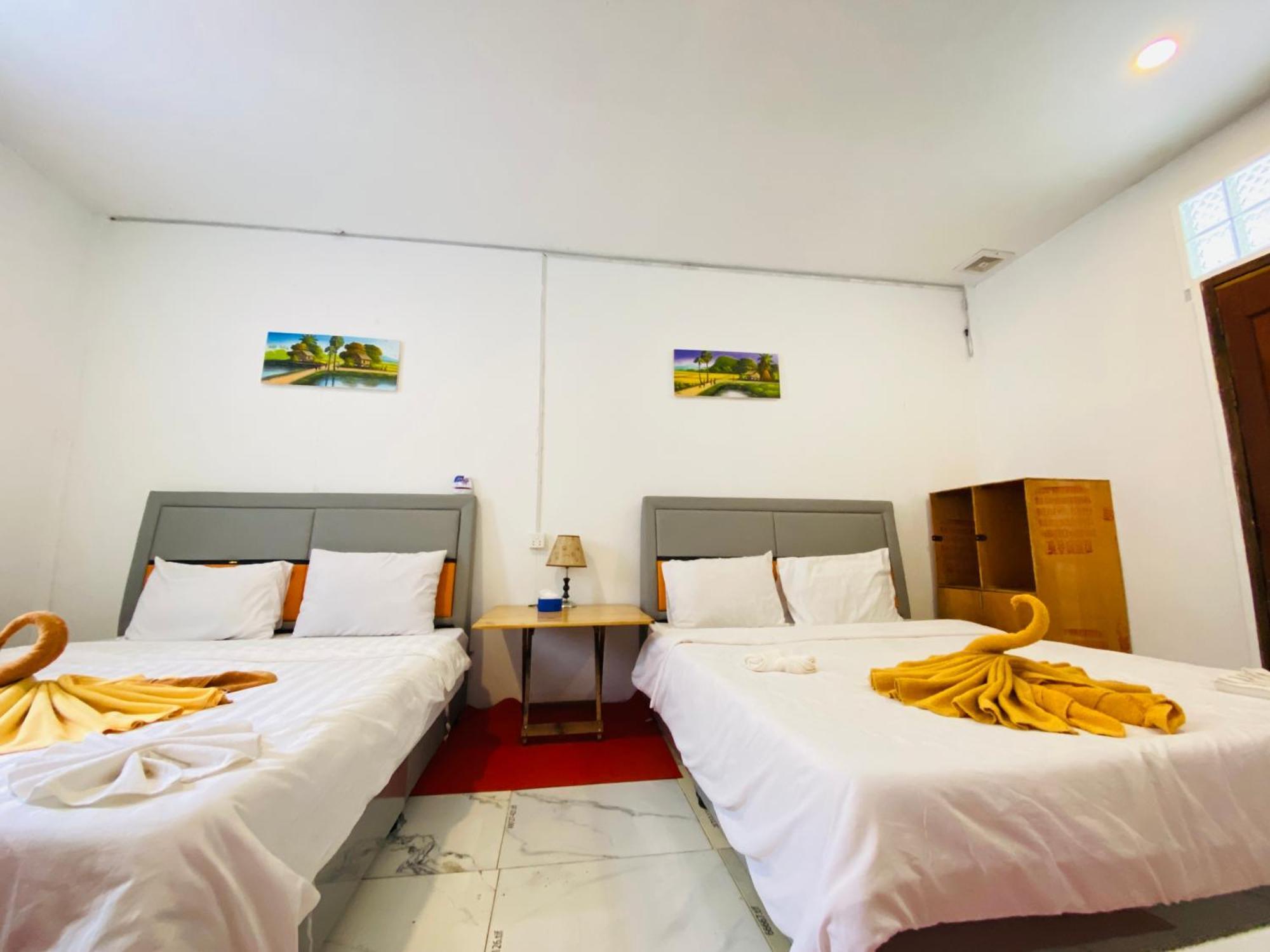 Koh Rong Beach Hostel And Bungalows Kaoh Touch Екстер'єр фото