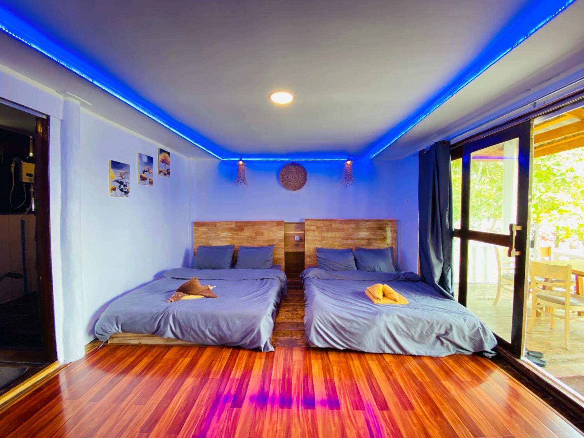 Koh Rong Beach Hostel And Bungalows Kaoh Touch Екстер'єр фото