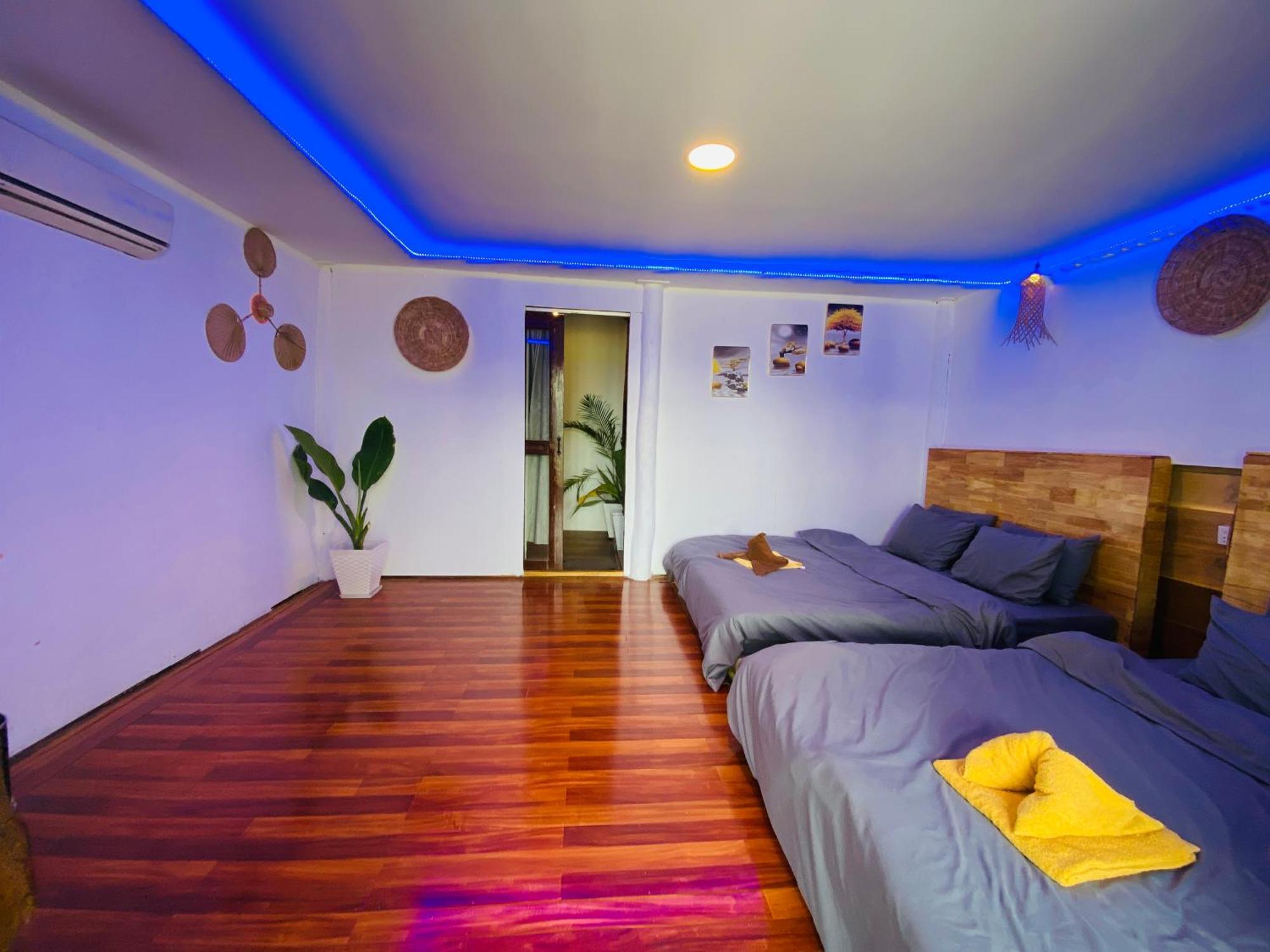 Koh Rong Beach Hostel And Bungalows Kaoh Touch Екстер'єр фото